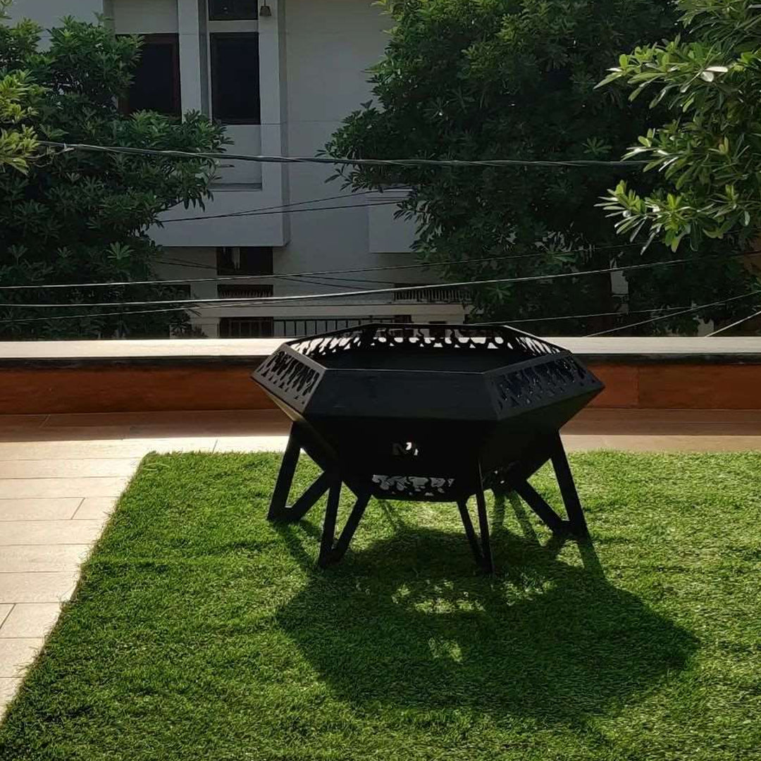 Outdoor Metal Fire Pits For Garden Balcony Terrace Bonfire (Black