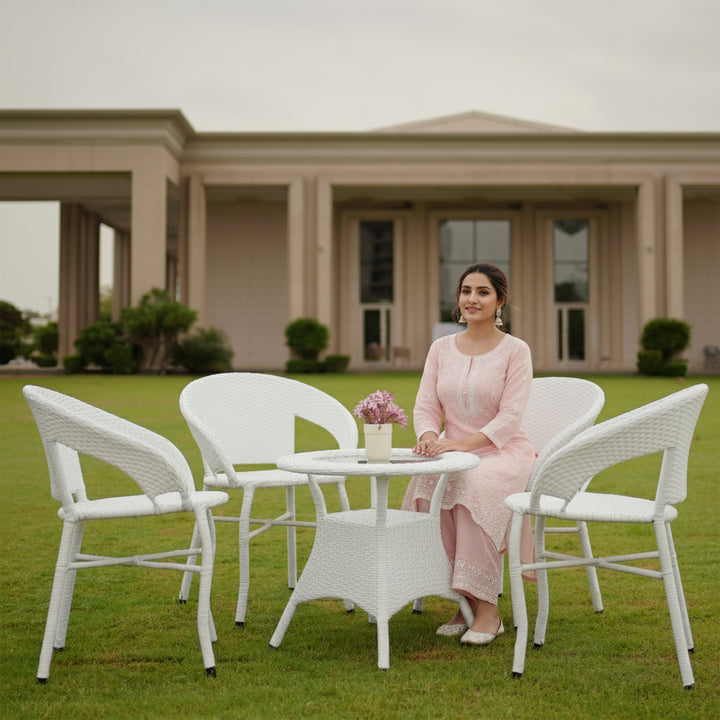 Boss Outdoor Patio Seating Set 4 Chairs and 1 Table Set