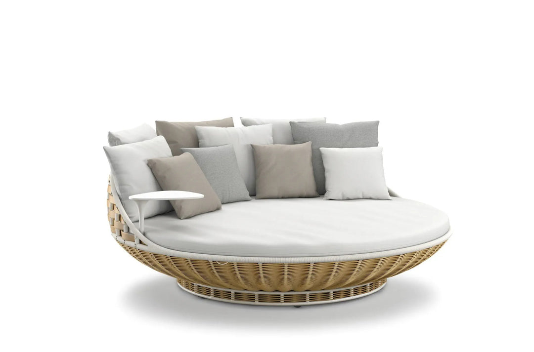 Liesa Outdoor Poolside Sunbed With Cushion Daybed