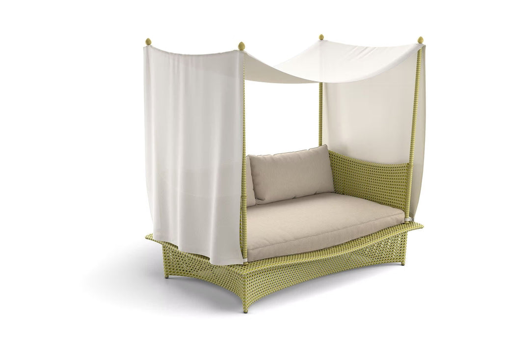 Palermo Outdoor Poolside Sunbed With Cushion Daybed (Green)